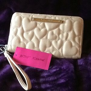 NWT Betsy Johnson Light Pink Quilted Hearts